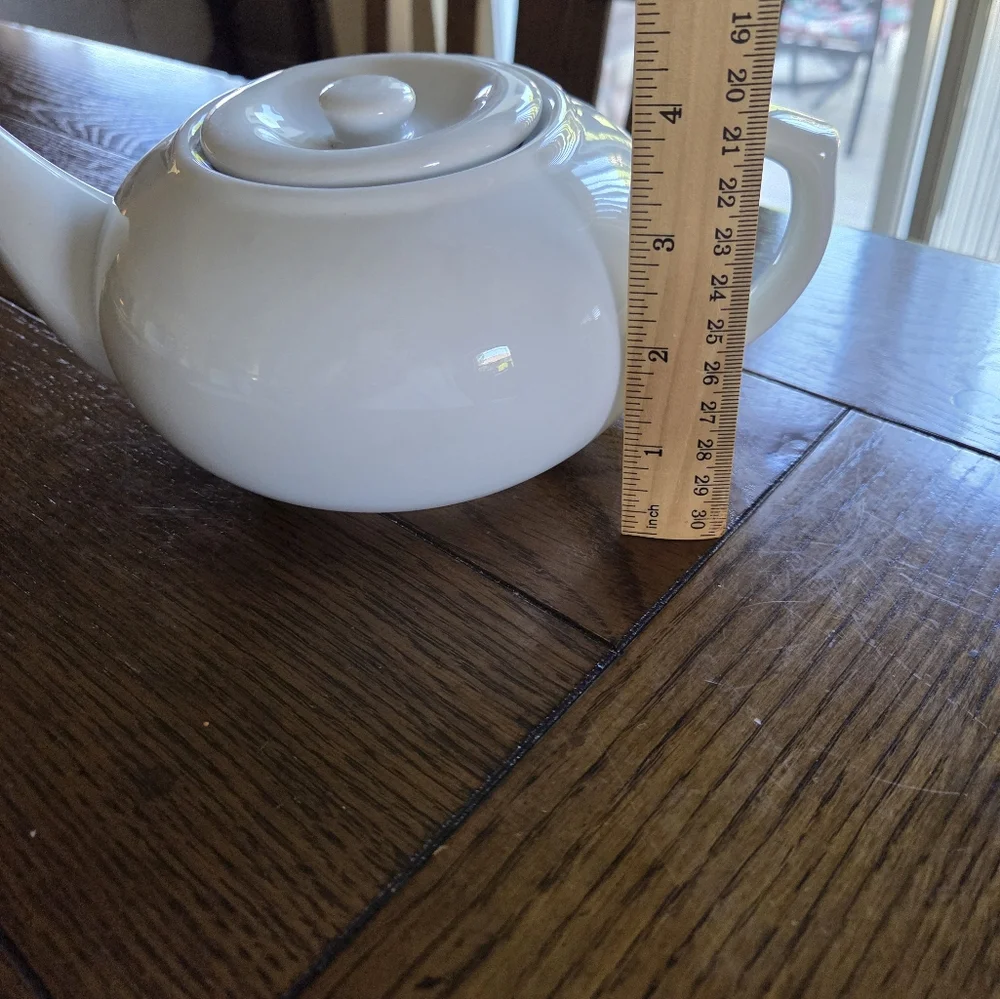 Cordon Blue White Porcelain Teapot